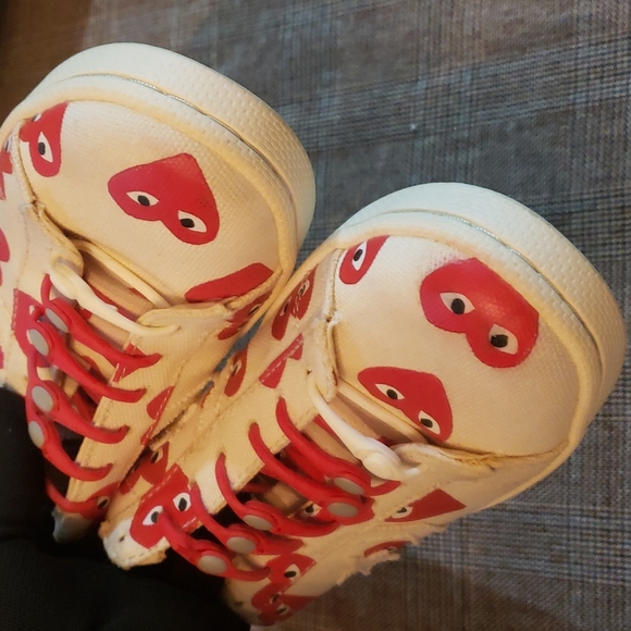 Play Sneakers - Picture 10 of 12